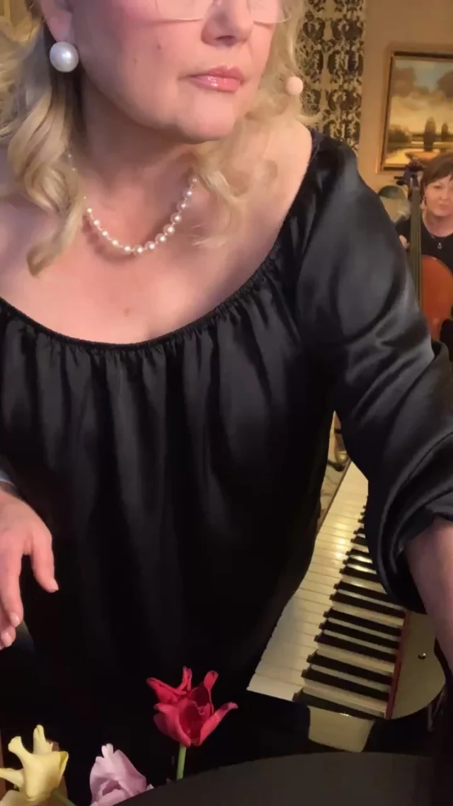 Instagram post 18061680733885770